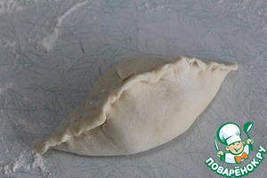 Плоские пирожки с любимой начинкой