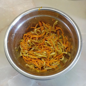 Свиные ушки по-корейски Свиные ушки по-корейски