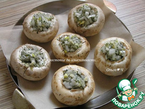 Шампиньоны с луком и чесноком Шампиньоны с луком и чесноком